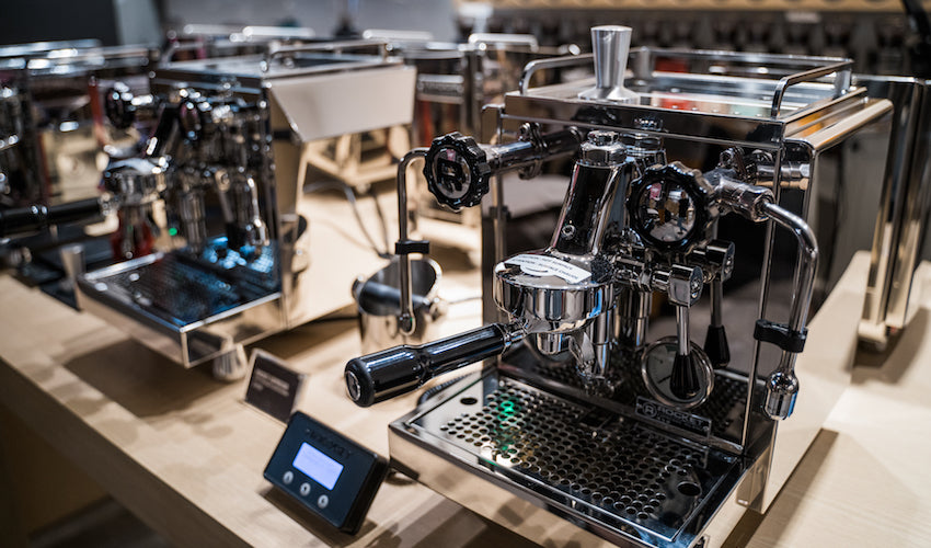 Differentiating Semi-Automatic Espresso Machines