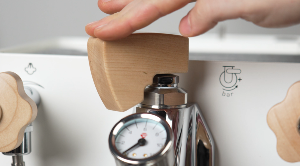 How To Save An Espresso Shot using Flow Control - Seattle Coffee Gear