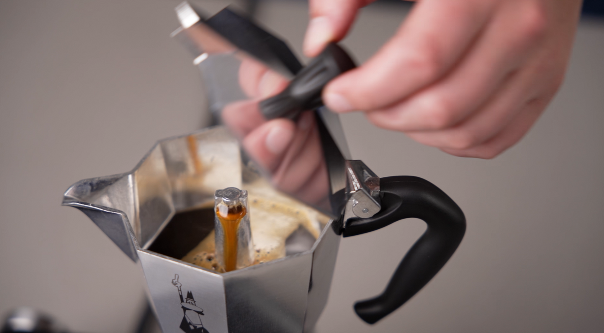 Your Comprehensive Guide to Mokapot Brewing - Seattle Coffee Gear