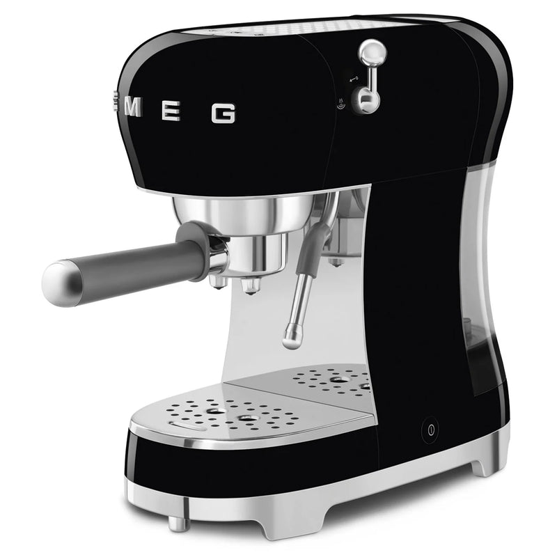 SMEG ECF02 Espresso Machine
