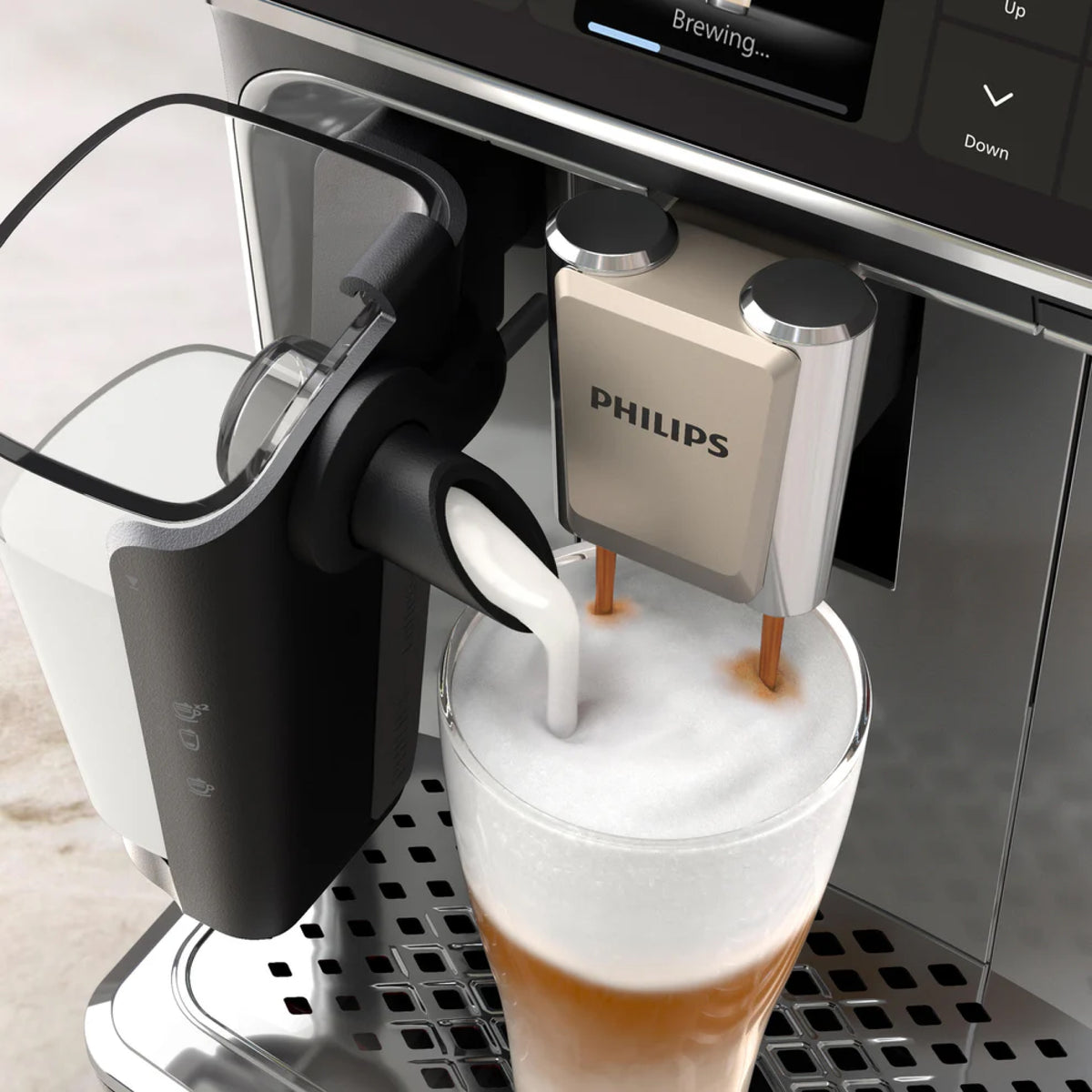 Système à lait LatteGo préparant un latte macchiato