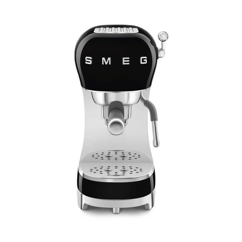 SMEG ECF02 Espresso Machine